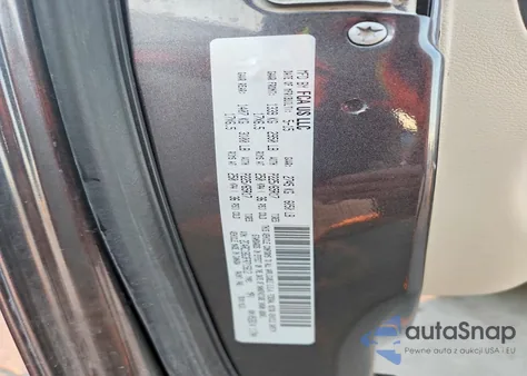 2015 Chrysler Town & Country Touring z USA, uszkodzony, nr VIN 2C4RC1BG3FR715612